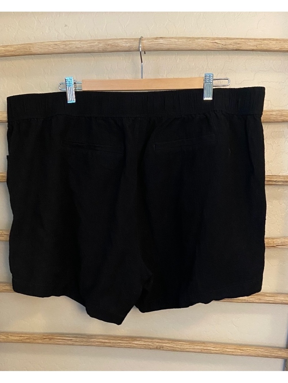 Lane Bryant Black Cotton Rayon Shorts Size 18 - Picture 2 of 5